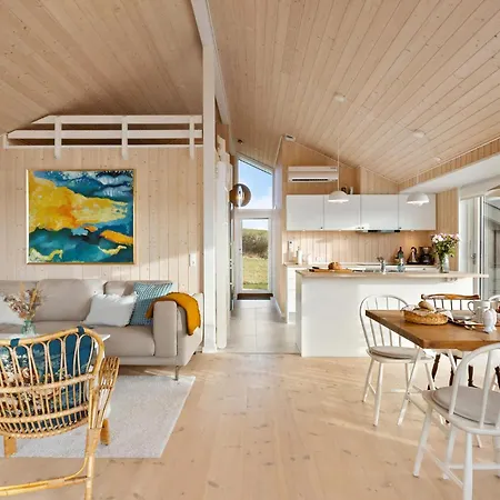 Stunning In Haarby With Kitchen Prázdninový dům *