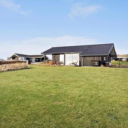 Holiday home Stunning In Haarby With Kitchen